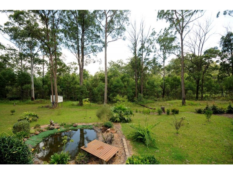 111 Hampton Road, Hampton QLD 4352