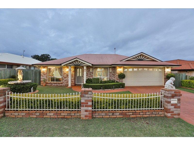 10 Macrossan Street, Cranley QLD 4350
