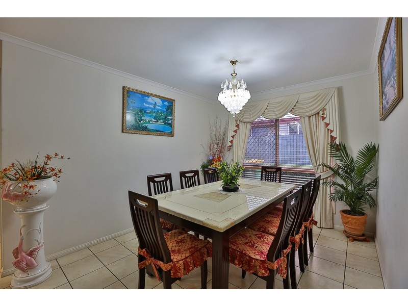 10 Macrossan Street, Cranley QLD 4350