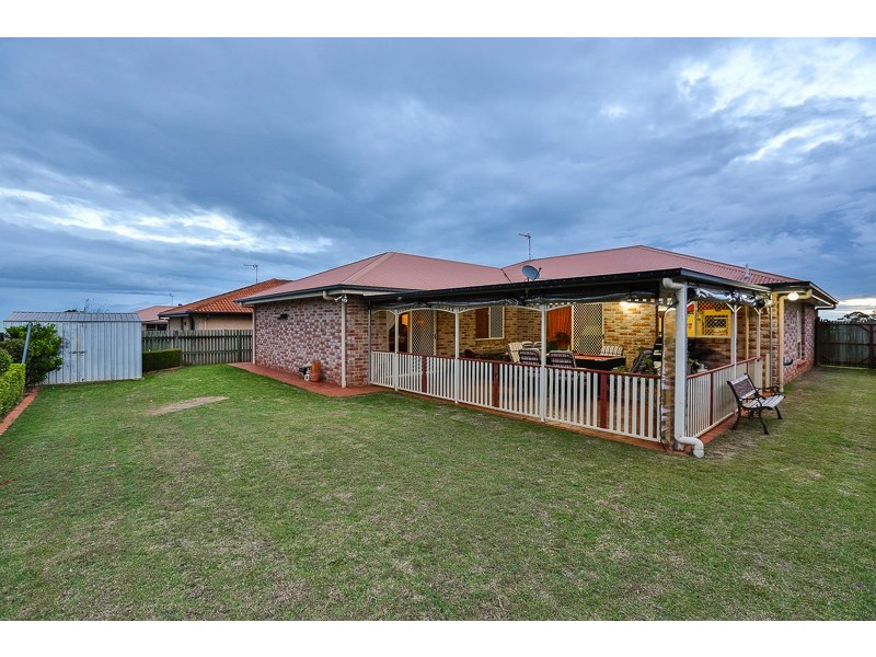 10 Macrossan Street, Cranley QLD 4350