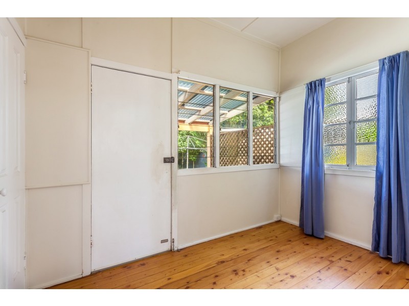 136 Holberton Street, Newtown QLD 4350