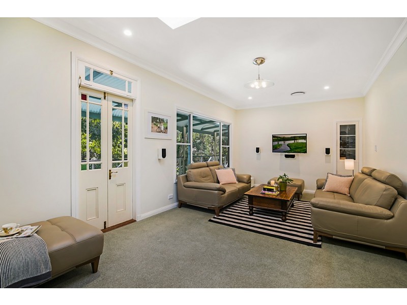 7 Lillian Court, Highfields QLD 4352