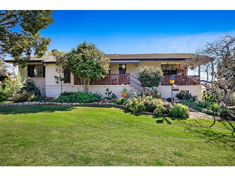 3 – 5 Alfred Street, Mount Lofty QLD 4350