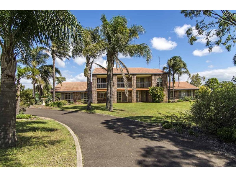 7 Birdland Drive, Glenvale QLD 4350
