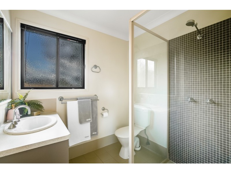 10 Jackson Close, Highfields QLD 4352