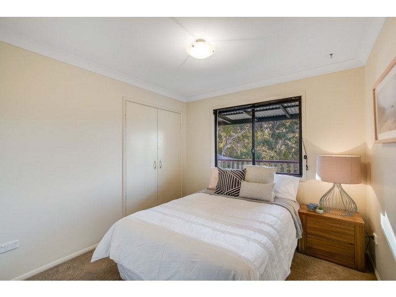 10 Jackson Close, Highfields QLD 4352