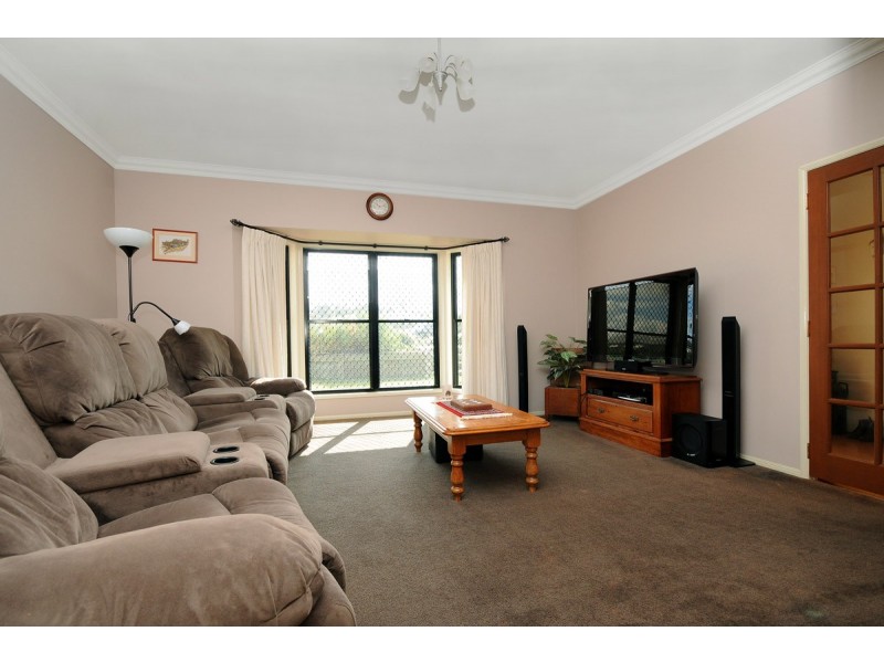 3 Andrews Court, Hodgson Vale QLD 4352