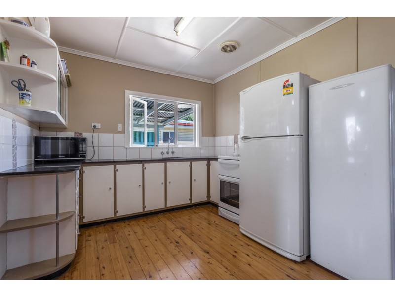 444 Alderley Street, Harristown QLD 4350