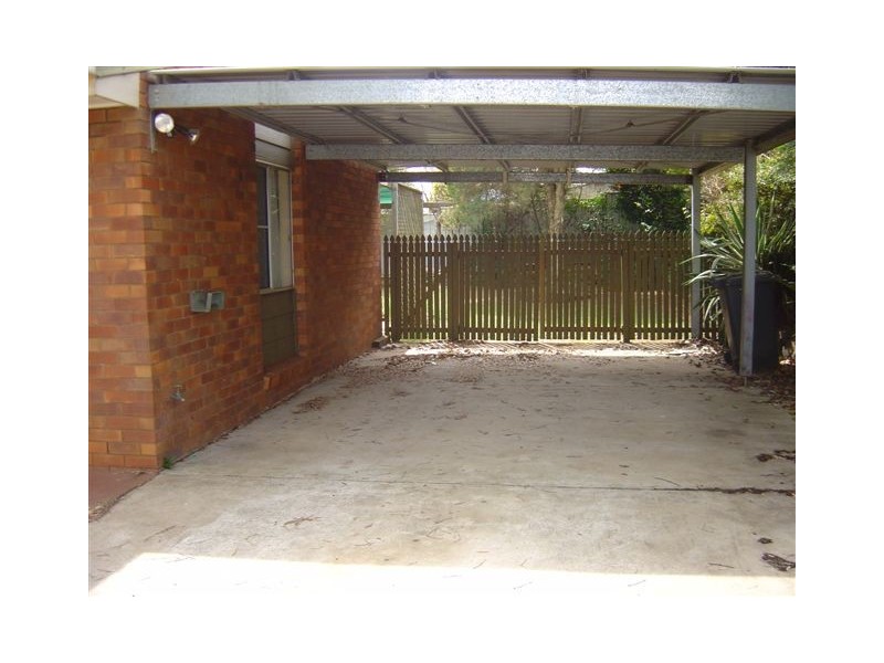 17 Sapphire Court, Kearneys Spring QLD 4350