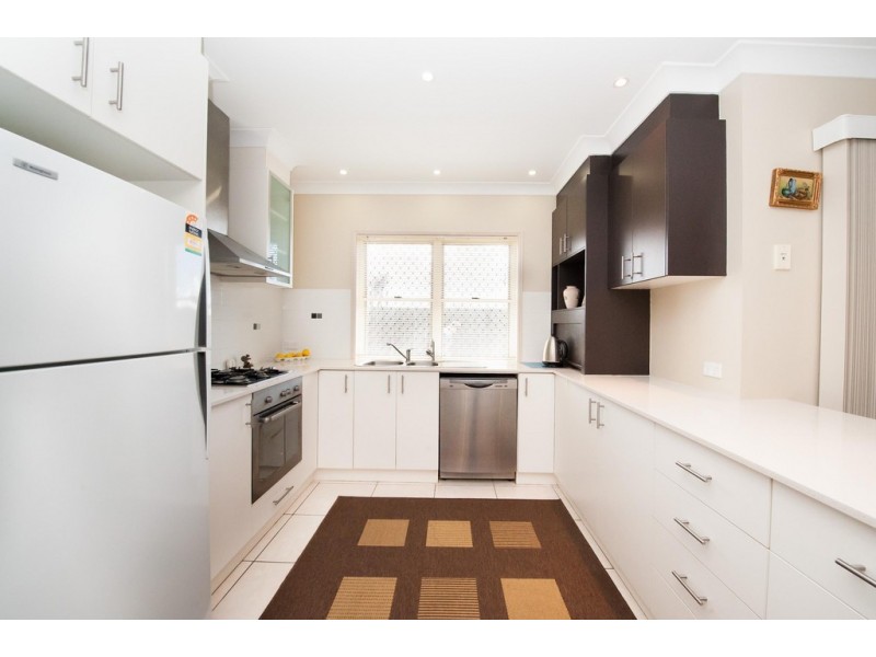 Unit 1/3 Fuschia Street, Middle Ridge QLD 4350