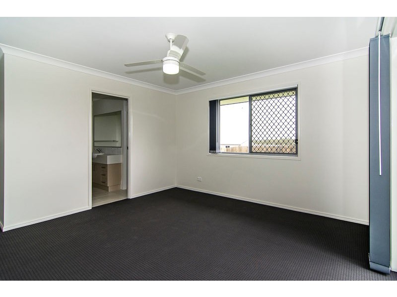 14 Goshawk Drive, Highfields QLD 4352