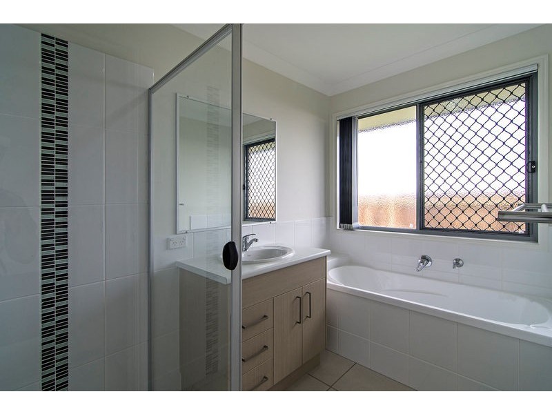 14 Goshawk Drive, Highfields QLD 4352