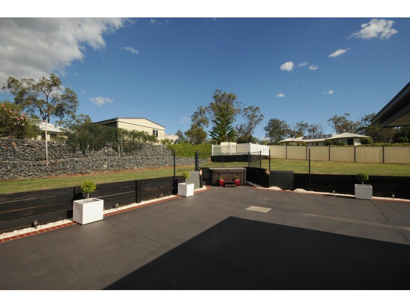 58 Highland Park Road, Meringandan West QLD 4352