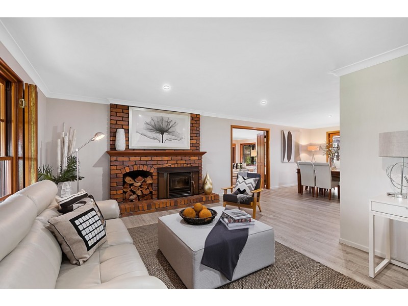 1 Large Street, Middle Ridge QLD 4350