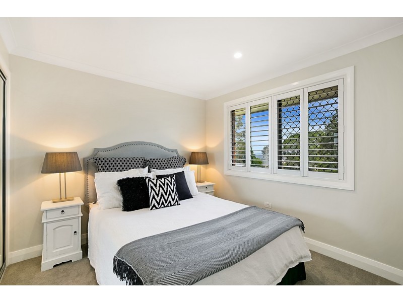 1 Large Street, Middle Ridge QLD 4350