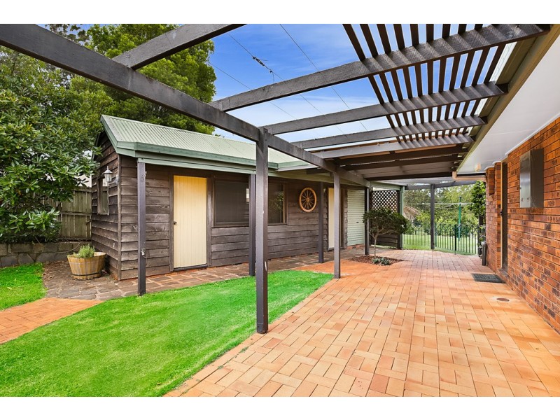 1 Large Street, Middle Ridge QLD 4350