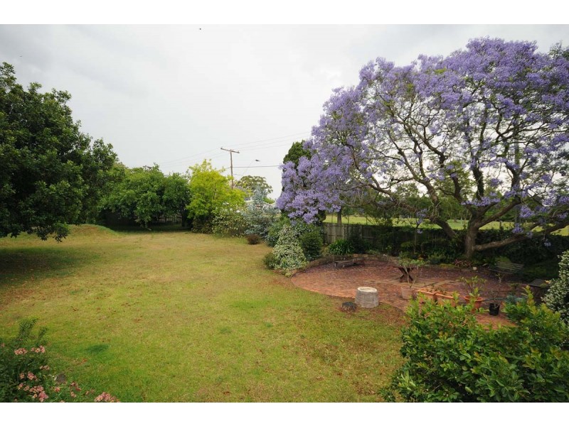 158 Stenner Street, Middle Ridge QLD 4350