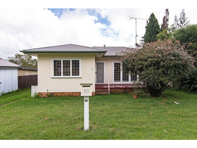 21 Dunne Street, Harristown QLD 4350