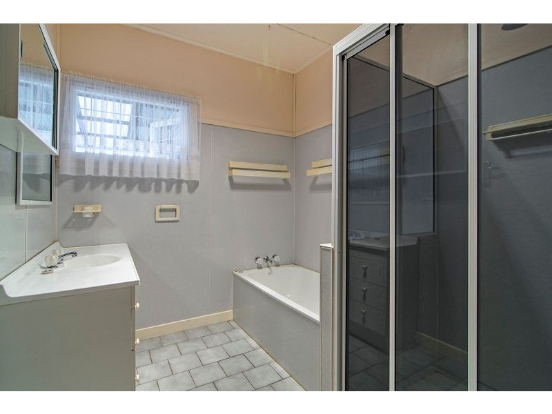 21 Dunne Street, Harristown QLD 4350