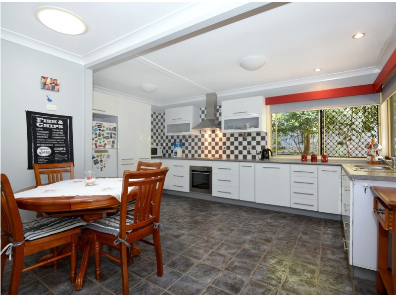 4 Rodway Crescent, Rangeville QLD 4350