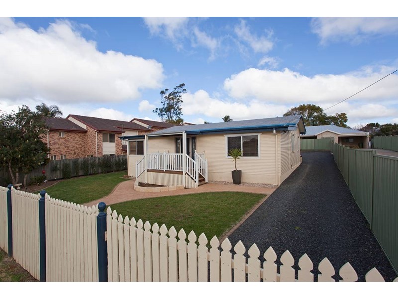 38 Cortess Street, Harristown QLD 4350