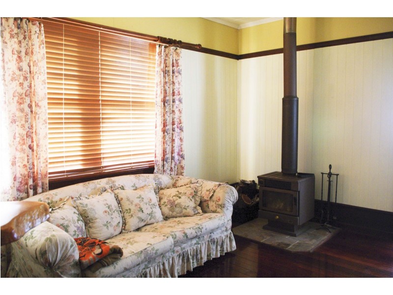 ” Larian Lea “, Southbrook QLD 4363
