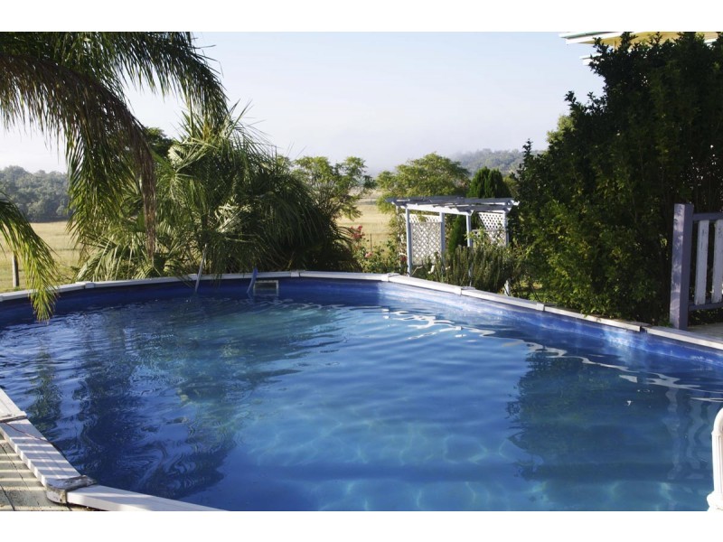 ” Larian Lea “, Southbrook QLD 4363