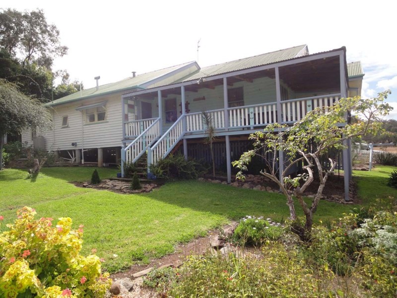 ” Larian Lea “, Southbrook QLD 4363
