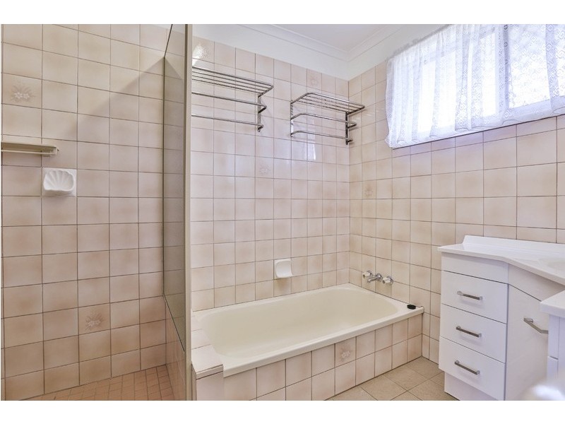 396 North Street, Wilsonton QLD 4350