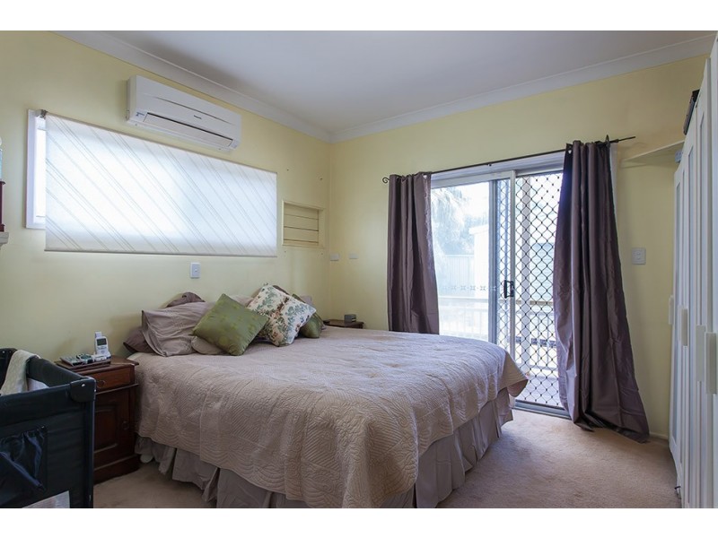 23 Doncaster Street, Newtown QLD 4350