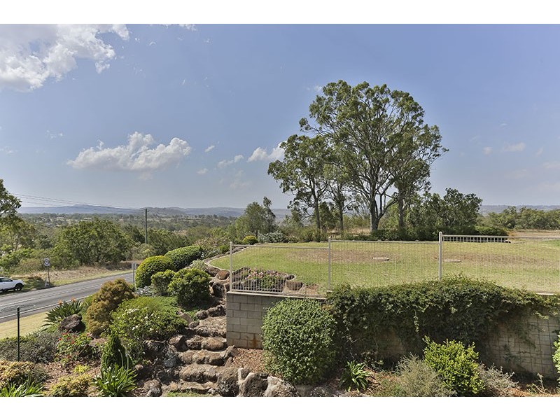 368-372 Boundary Street, Wilsonton QLD 4350