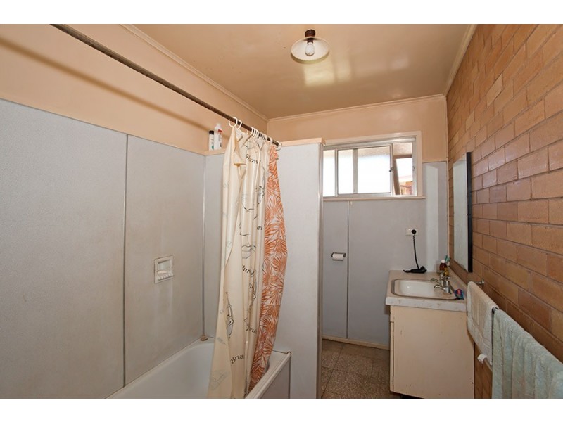 46 Hoey Street, Kearneys Spring QLD 4350