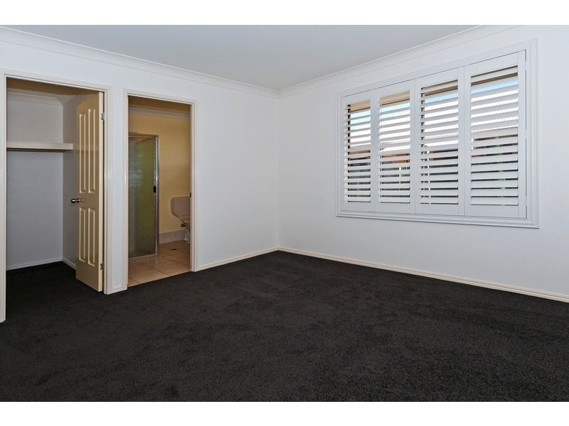 417 West Street, Darling Heights QLD 4350