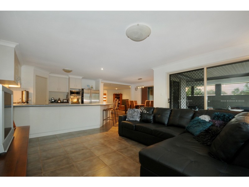 45 Holly Avenue, Cawdor QLD 4352