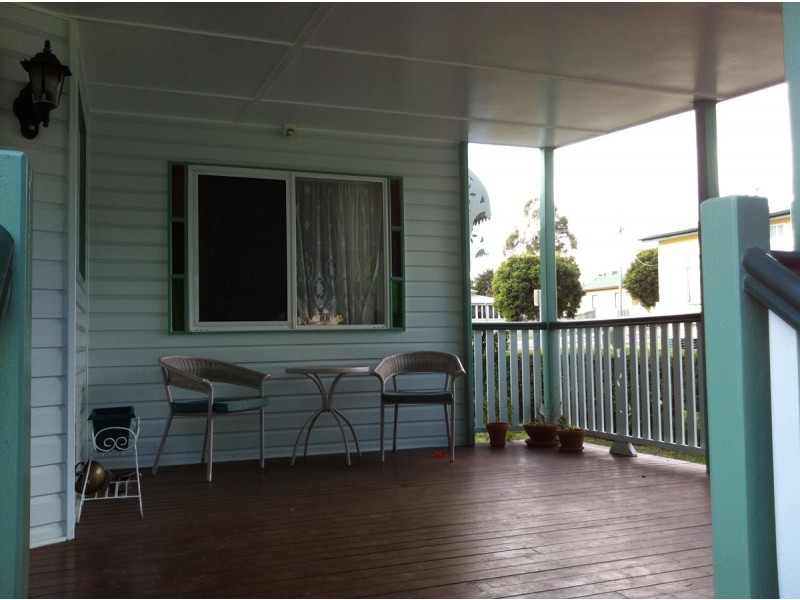 206 Long Street, South Toowoomba QLD 4350