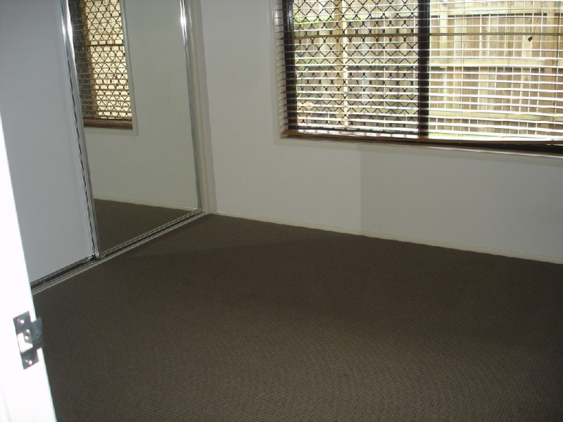 Unit 1/3 Nabiac Close, Kearneys Spring QLD 4350