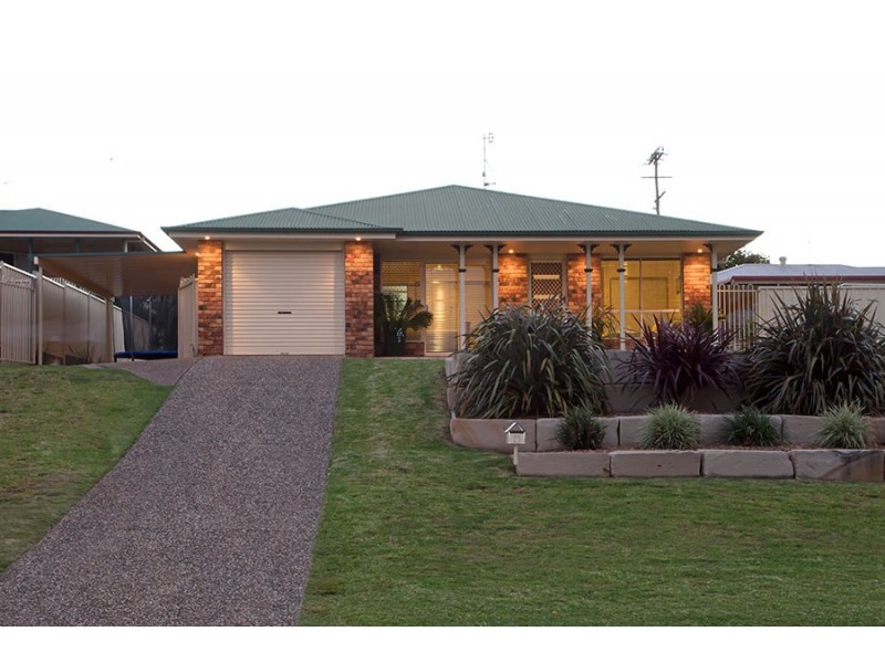 25 Horrocks Crescent, Kearneys Spring QLD 4350
