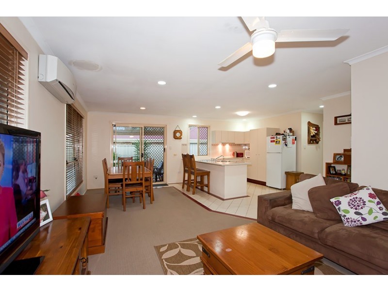 25 Horrocks Crescent, Kearneys Spring QLD 4350