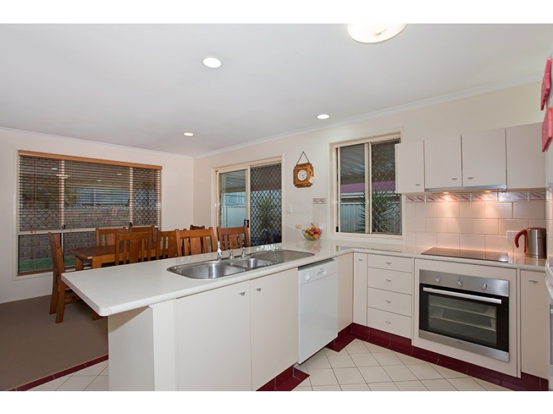 25 Horrocks Crescent, Kearneys Spring QLD 4350