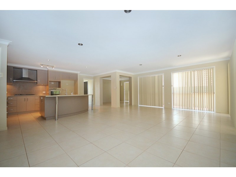 4 Osprey Court, Rangeville QLD 4350