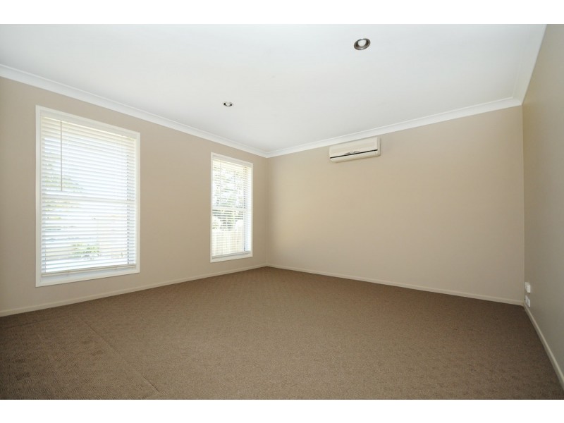 4 Osprey Court, Rangeville QLD 4350