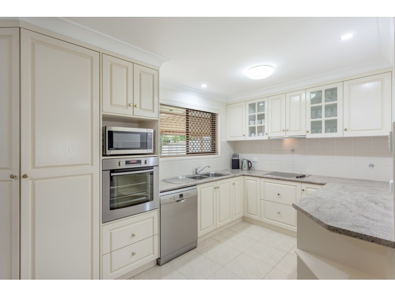 66 Jennifer Cresent, Darling Heights QLD 4350