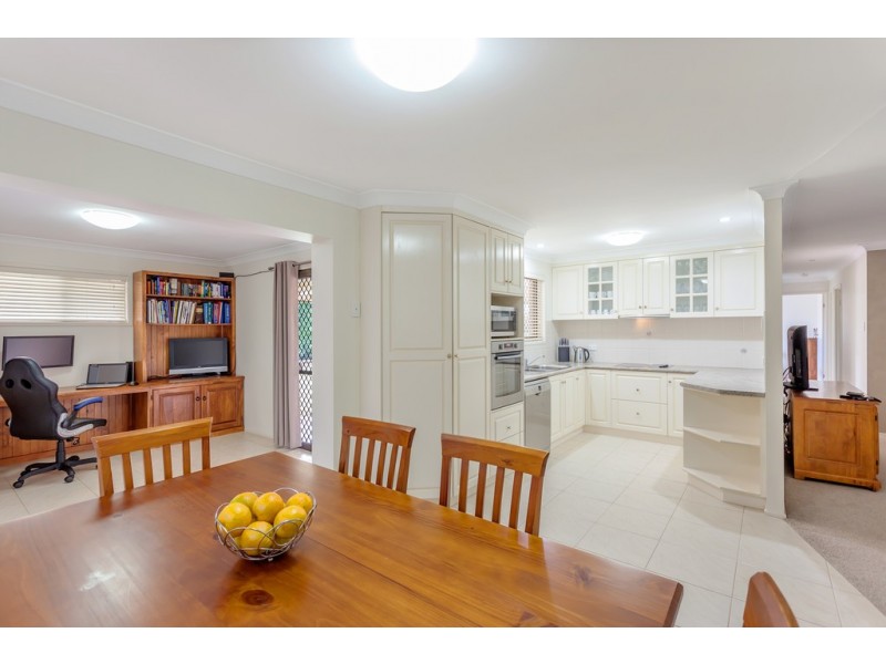 66 Jennifer Cresent, Darling Heights QLD 4350