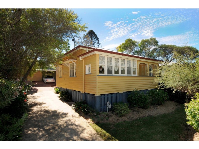 3 Rhyde Street, Mount Lofty QLD 4350