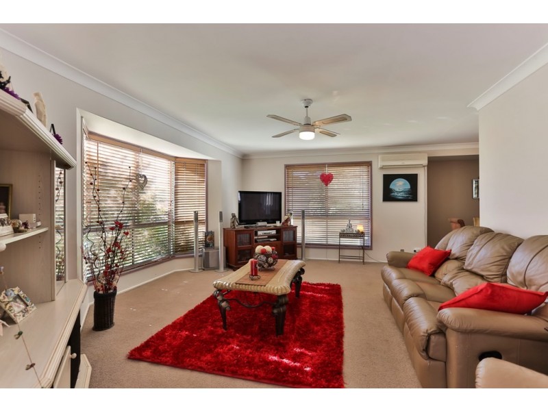 4 Nimrod Court, Wilsonton QLD 4350