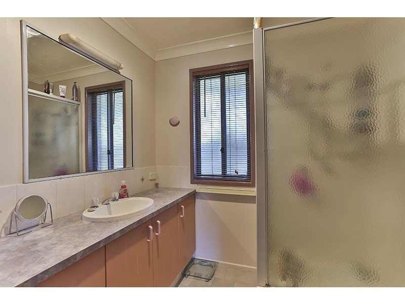 4 Nimrod Court, Wilsonton QLD 4350