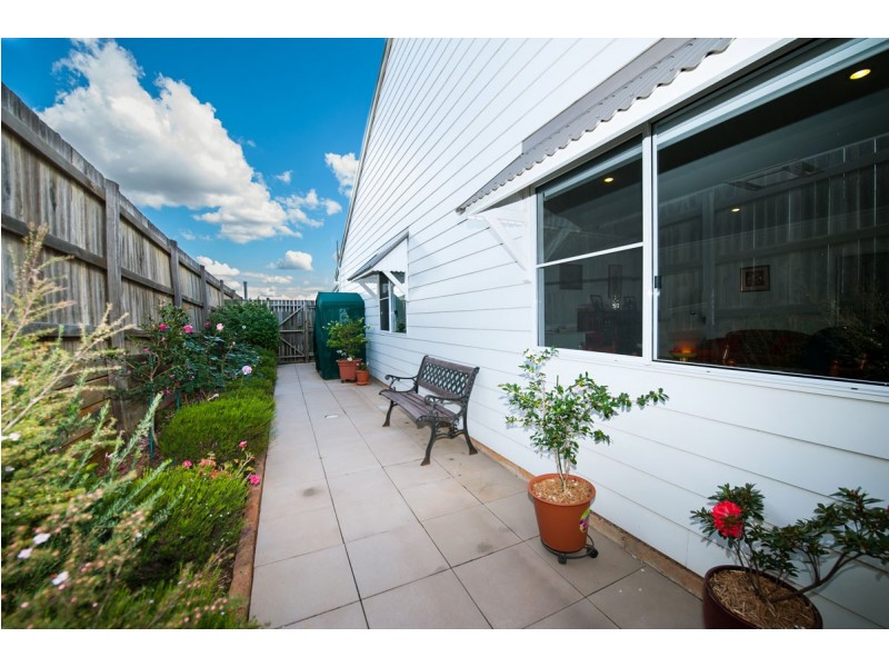 Unit 11/90 Glenvale Road, Harristown QLD 4350