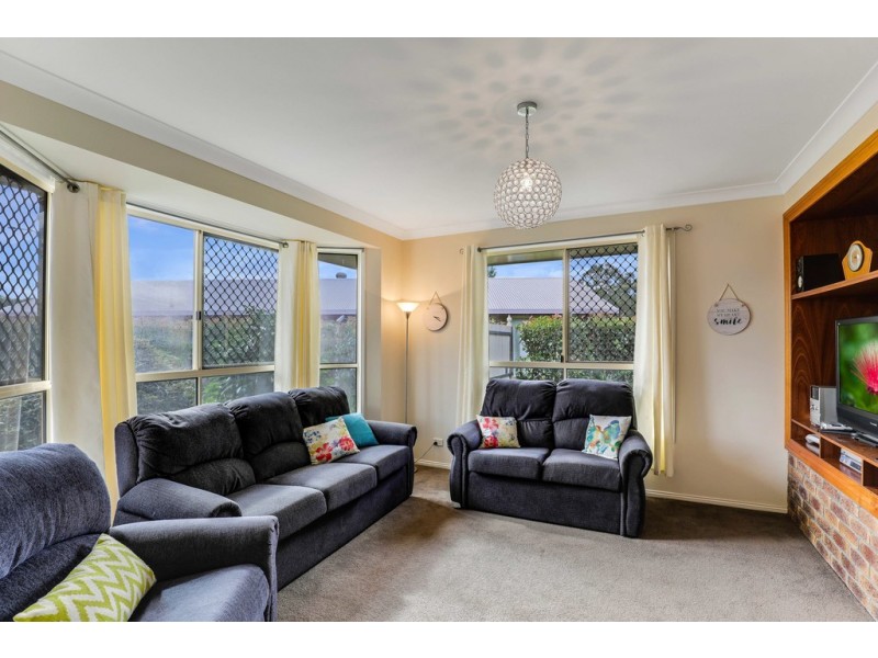 22 Moore Crescent, Wilsonton QLD 4350