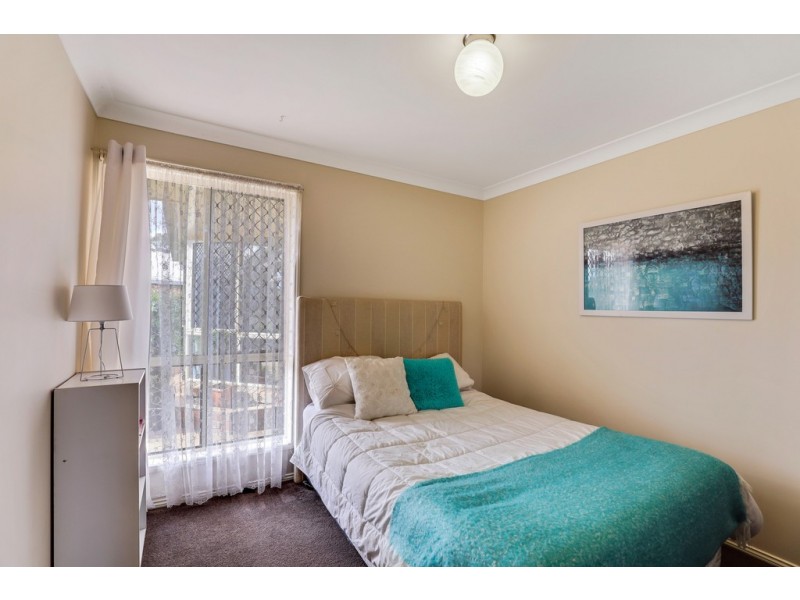 22 Moore Crescent, Wilsonton QLD 4350