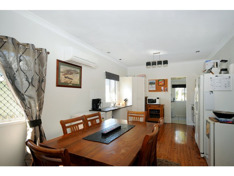 66 Alford Street, Mount Lofty QLD 4350